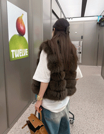 High quality sagafox vest (sagafox fur)