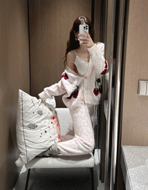 Cherry pajamas set-up