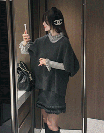 Volume short-sleeved wool knit