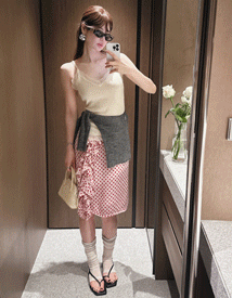 Juicy dot frill midi skirt