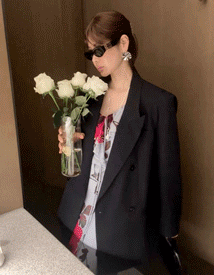 Pirenne linen pocket over jacket