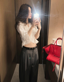 Cube shirring blouse