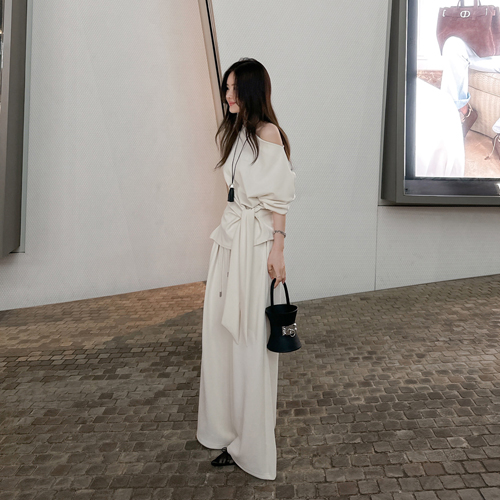 Munch strap two-piece set