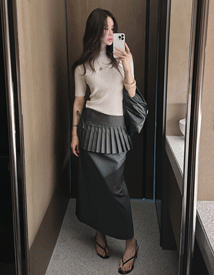 Arene pleats skirt