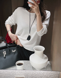 Standard acrylic round tee