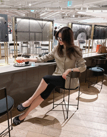 Page no-collar linen jacket