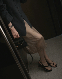 Glow flower slit skirt