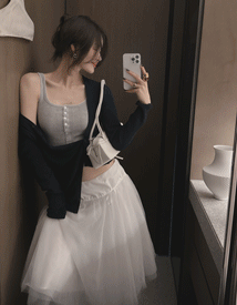 Moose button sleeveless