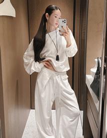 Bagel off-shoulder tee