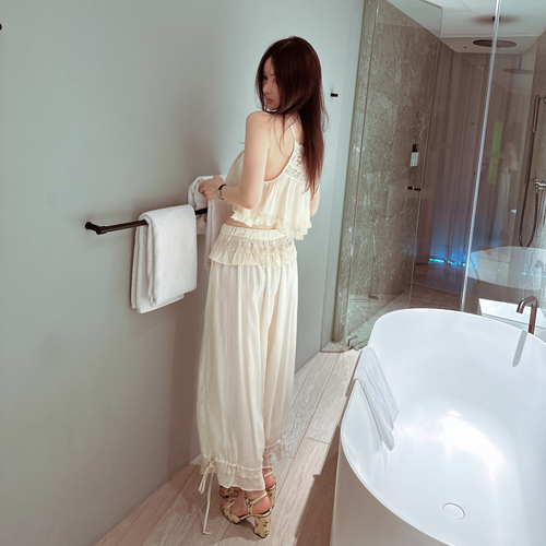 Modi tencel pleats pants