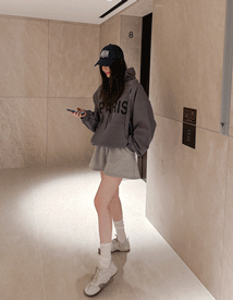 Paris printing hood tee