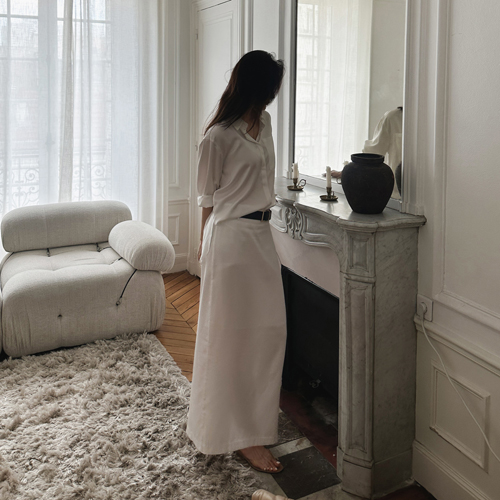 Villa satin long skirt