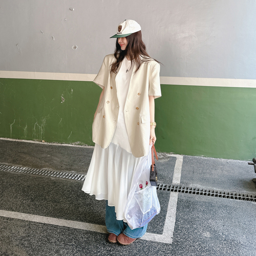 Ponds no-collar over jacket (beige)
