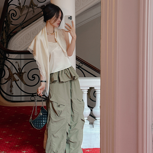 Scarf sleeveless set up