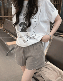 Dusty pigment shorts