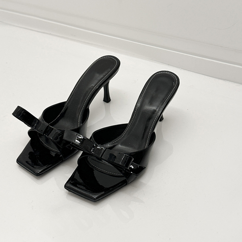 Big ribbon square sandal ♩