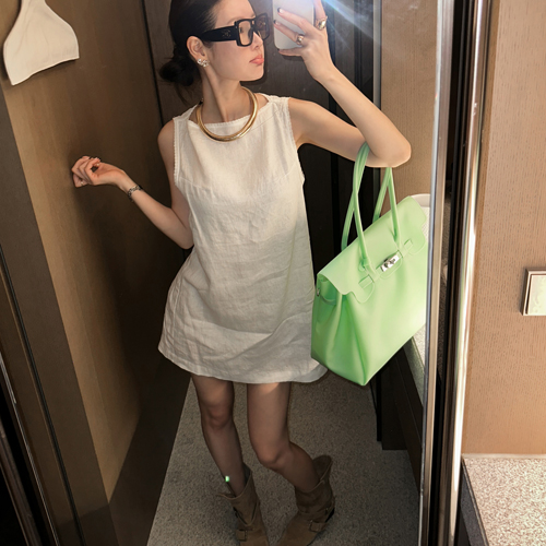 Picnic linen dress