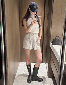 Regular damage sleeveless