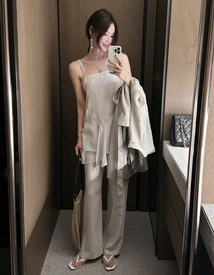 Reach button pants