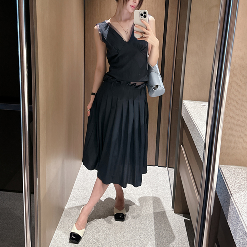 Silla dual pleats skirt