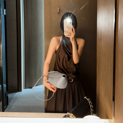 Roof satin halter-neck blouse