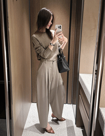 Poten pin-tuck slacks