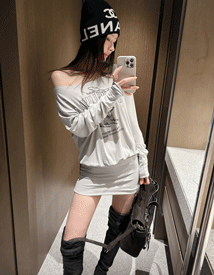 Lamb off-shoulder tee