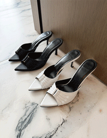 Kahn buckle shirring sandal ♩