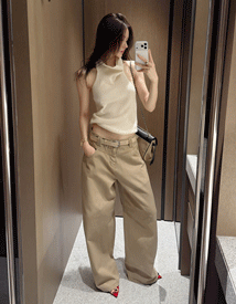 Fine beige denim pants
