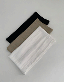 Skin crinkle scarf