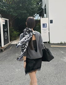 Daze back slit knit