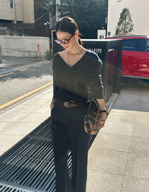 Reverse wrap knit