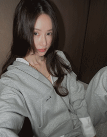 Season cushion zip-up