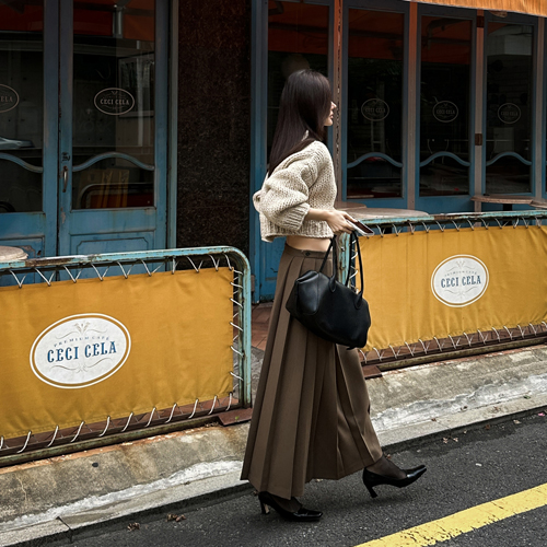 Synergy unbal pleats skirt
