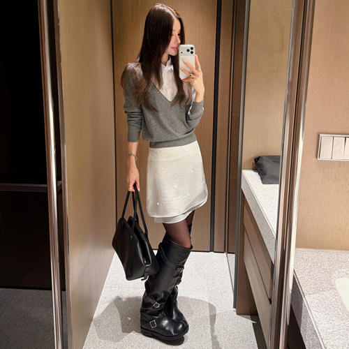 Floral beads mini skirt
