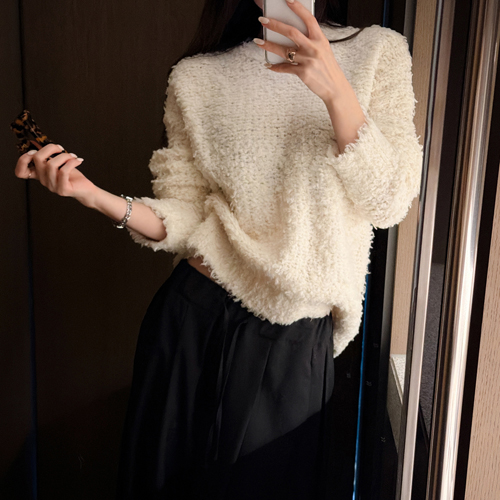 Tender round knit