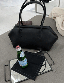 Milton cowhide bowling bag